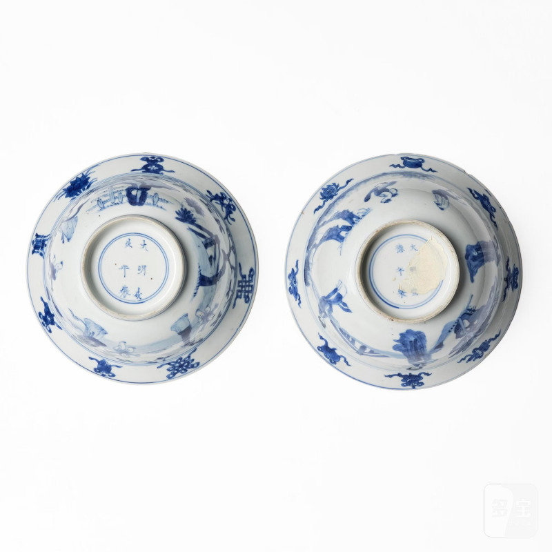 A pair of blue and white 'boys at play' bowls, - 图6